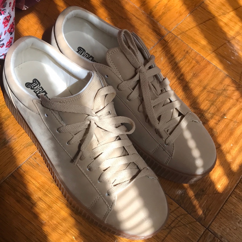 Brown platform (brash)shoes